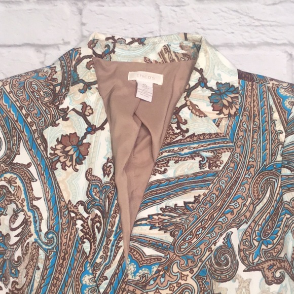 Paisley Coat 🧥 - Picture 2 of 8